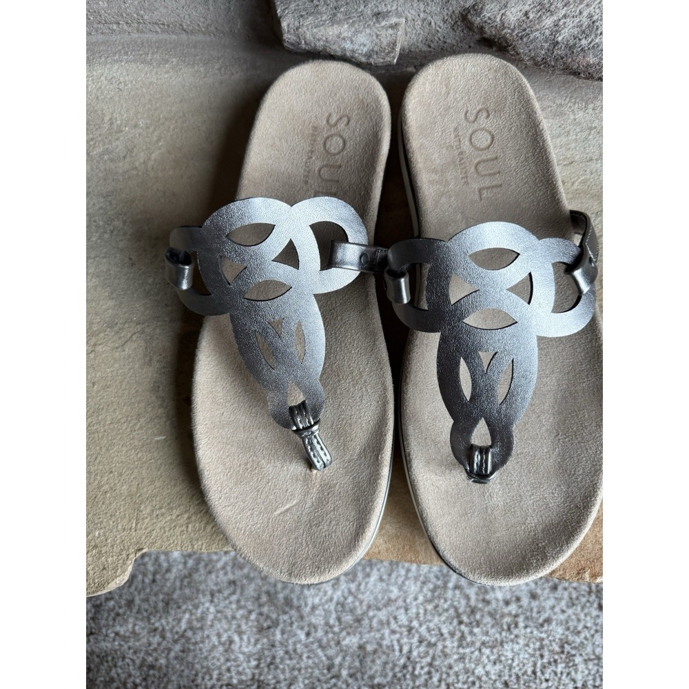 Soul Naturalizer Janice Metallic Pewter Thong Sandals Womens 9W Cutout Slides - Picture 4 of 8